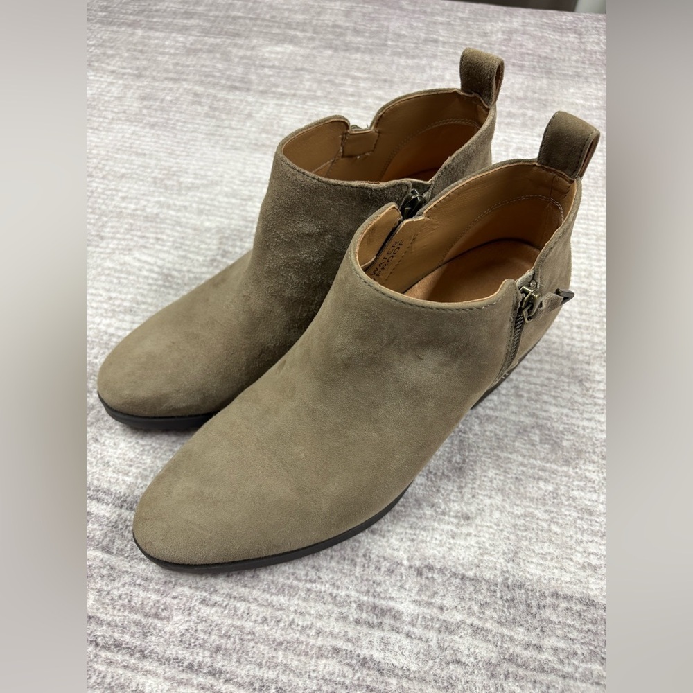 Vionic Women's Vivien Cecily Ankle Boot Women’s  Sz 7 Supportive Waterproof - Picture 3 of 10